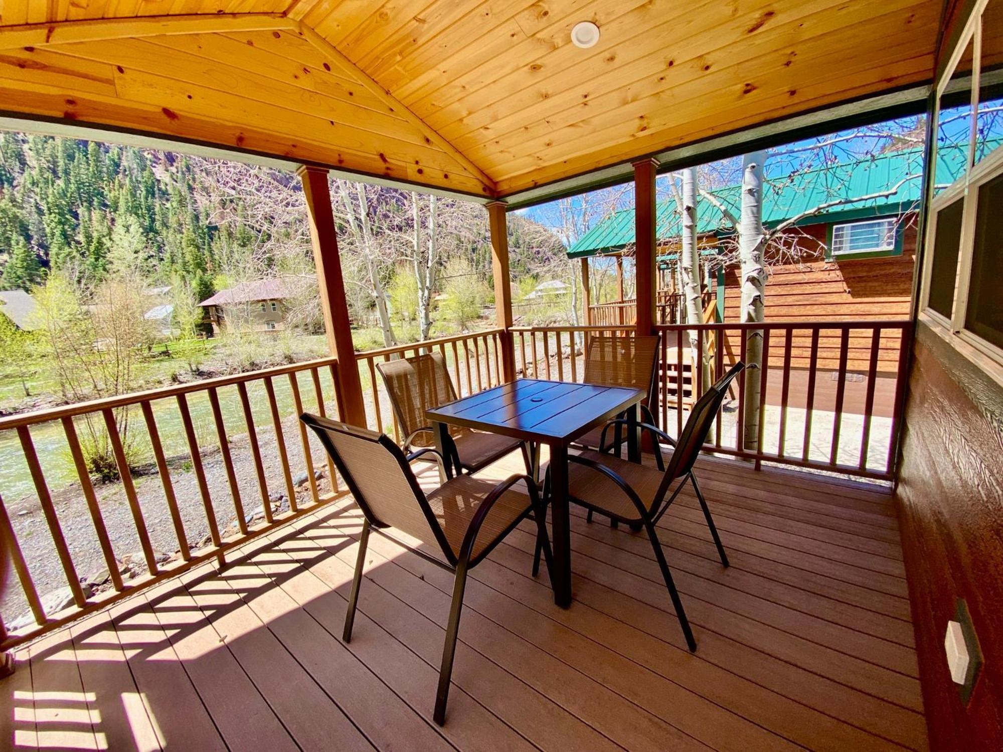 Ouray Riverside Resort - Inn & Cabins 외부 사진